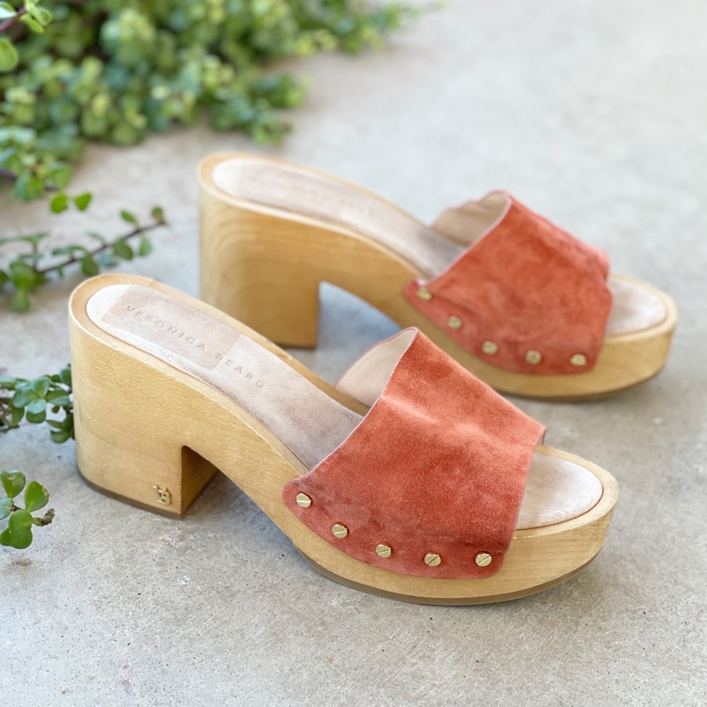 Veronica Beard Hannalee Suede Clog Sandal in Fox, Size 10